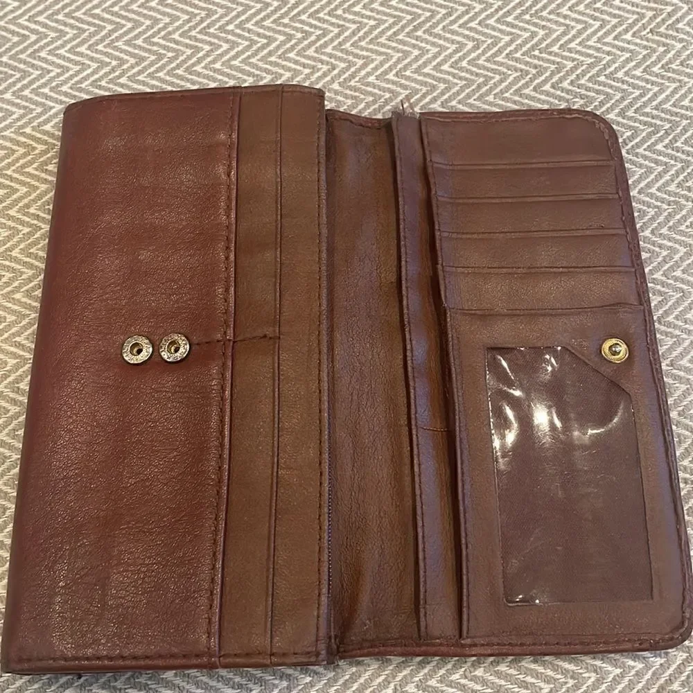 Carriage House Vintage Soft Leather Large Wallet